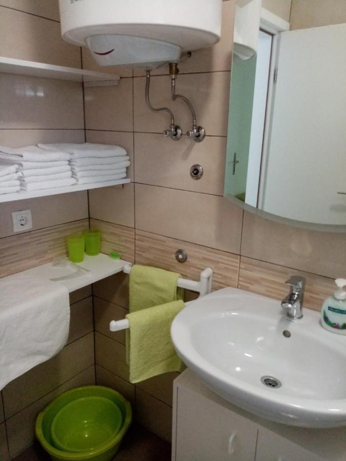 Apartmani Cesar Rtina Exterior photo